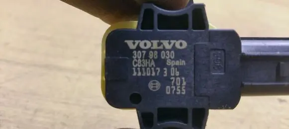 Volvo V60 Airbag deployment crash/impact sensor 30798030