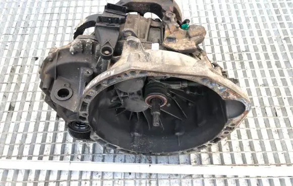 Renault Master III Manual 5 speed gearbox PF6M9T