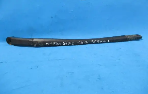 Honda Civic Front wiper blade arm