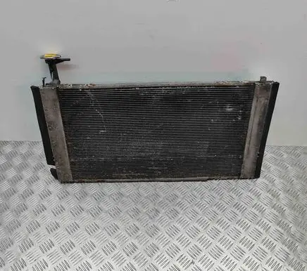Toyota Prius (XW20) Coolant radiator