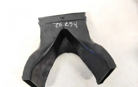 Toyota Verso Air intake hose/pipe