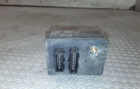 Fiat Ducato Glow plug pre-heat relay 0281003018