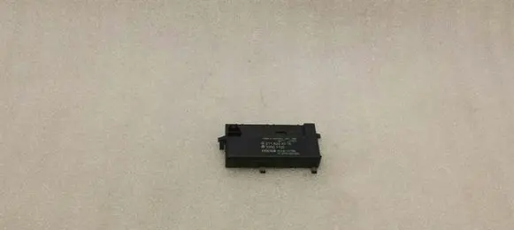 Mercedes-Benz E W211 Keyless (KESSY) go control unit/module A2118204075