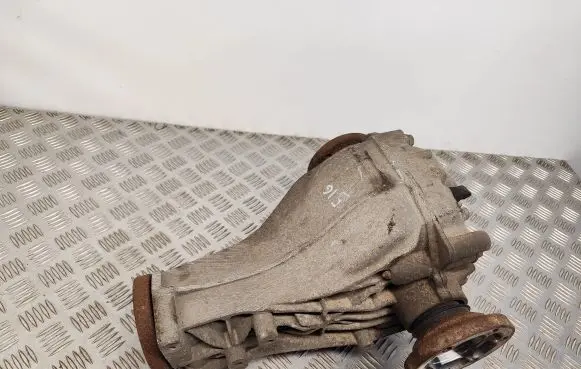 Audi A8 S8 D4 4H Rear differential 0AR525083B