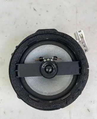 Subaru Impreza III Front door speaker 86301fg050