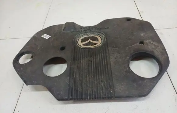 Mazda Premacy Engine cover (trim) 