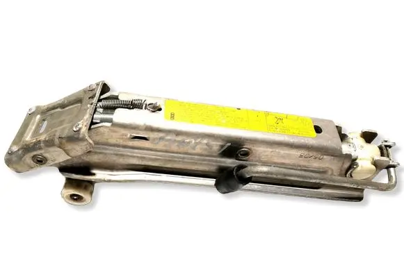 Audi A6 S6 C6 4F Lift Jack 4F0011031