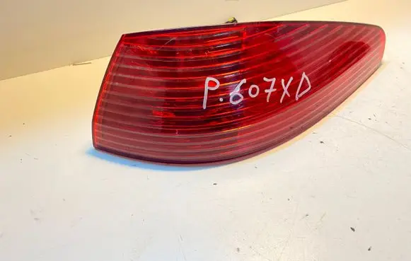 Peugeot 607 Rear/tail lights