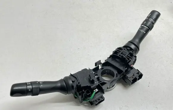 Subaru XV II Wiper turn signal indicator stalk/switch 173882