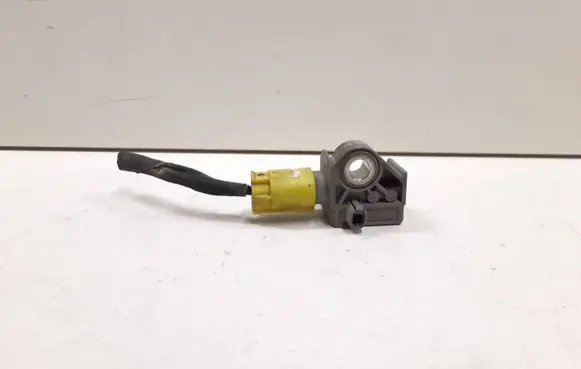 Mercedes-Benz C W204 Airbag deployment crash/impact sensor A2048201985