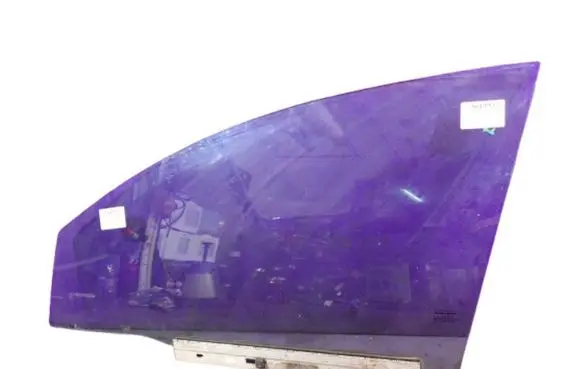 Opel Vectra C Front door window glass four-door