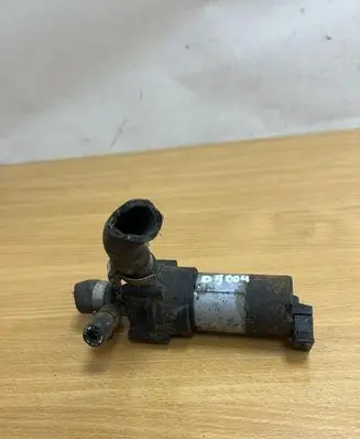 Mercedes-Benz E W210 Windscreen/windshield washer pump 0115450128 D5004