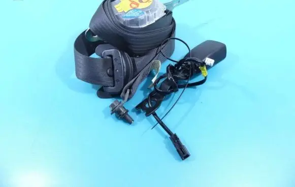Mitsubishi Lancer VIII Front seatbelt E034501 IMPRK1278584
