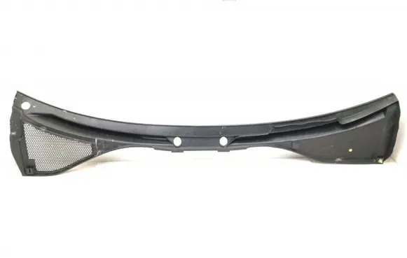Mitsubishi Lancer Evolution Wiper trim 4L1819401