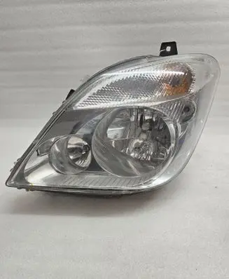 Mercedes-Benz Sprinter W906 Headlight/headlamp A9068200361