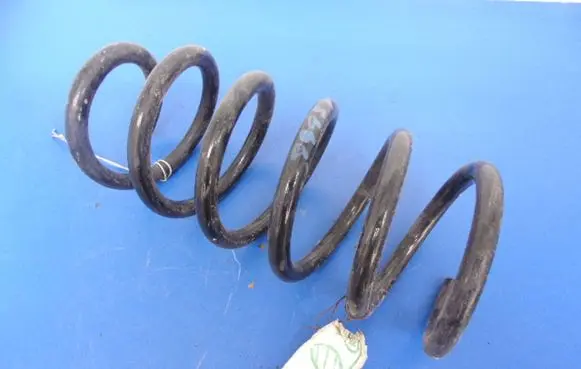 Opel Vivaro Front coil spring