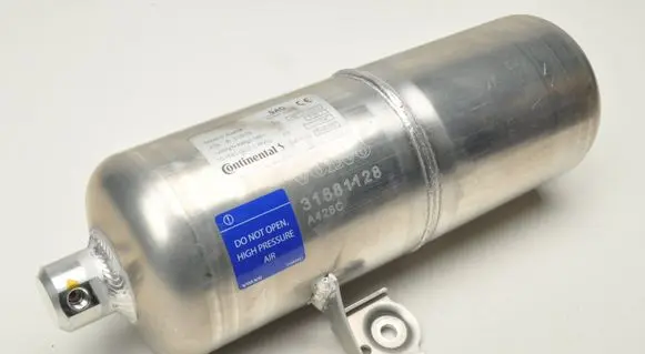 Volvo XC60 Air suspension tank/reservoir 31681128