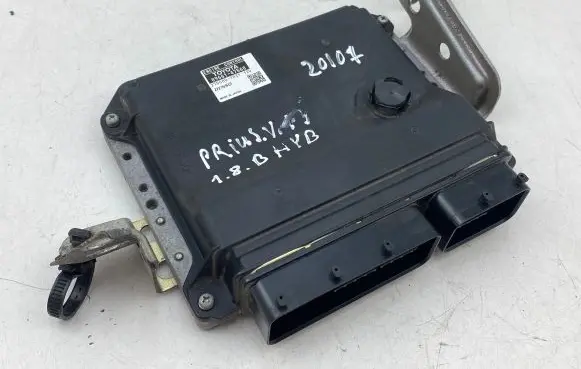 Toyota Prius+ (ZVW40) Engine control unit/module 8966147560 2755007831