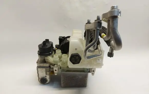 Tesla Model Y Air conditioning (A/C) system set 150685900DJLK01