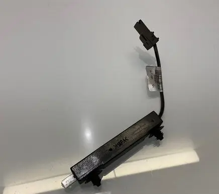 Mercedes-Benz E W212 Aerial antenna amplifier A2128703789 ZGS001 2128703789