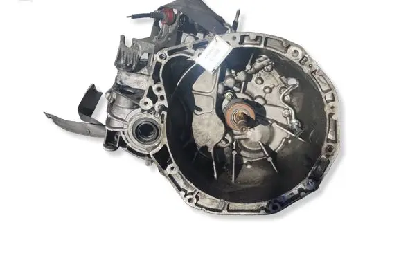Renault Megane II Manual 5 speed gearbox ND0001KASACJ ND0001