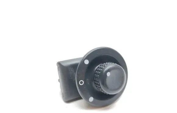 Nissan NV300 Wing mirror switch 255704649R A8179