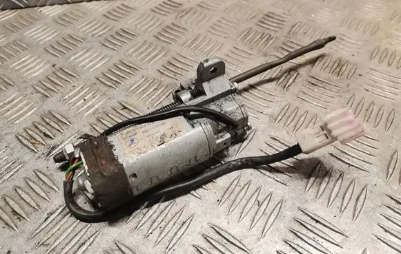 Mercedes-Benz E W211 Steering wheel lock 404475