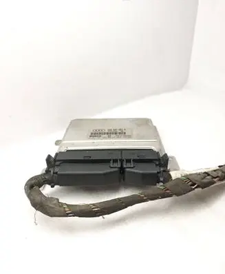 Audi A8 S8 D2 4D Engine control unit/module 4D0907551M 26SA4993 961204680