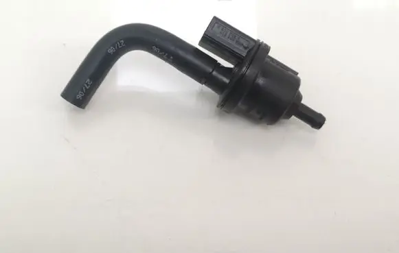 Volkswagen Golf V Turbo solenoid valve 2580116B 0QE906517