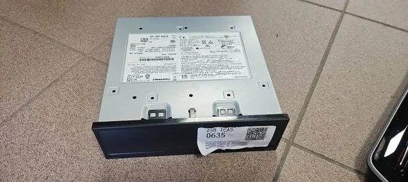 Volkswagen ID.3 Radio/CD/DVD/GPS head unit 10C035820B 10C035820 10322C9E7B04