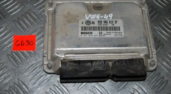 Volkswagen Golf IV Engine control unit/module 038906019DF 0281010497