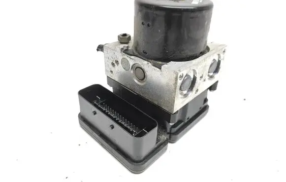 Volvo V40 ABS Pump P31317074 A426G 10021205784