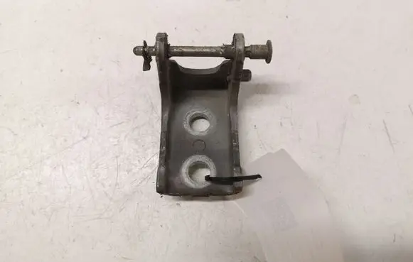 Citroen C3 Front door lower hinge 315Z4