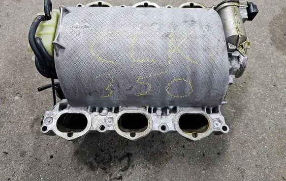Mercedes-Benz CLK A209 C209 Intake manifold 700246330