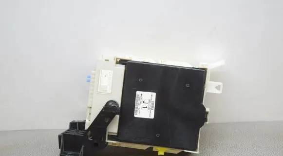 Toyota Prius (XW30) Central body control module 8922147280 8273047500