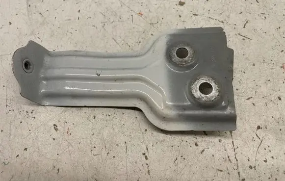 BMW X3 G01 Fender mounting bracket 7397516 239A