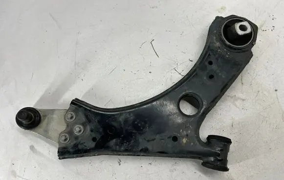 Dodge Hornet Front control arm 95485 00505650070 505650070