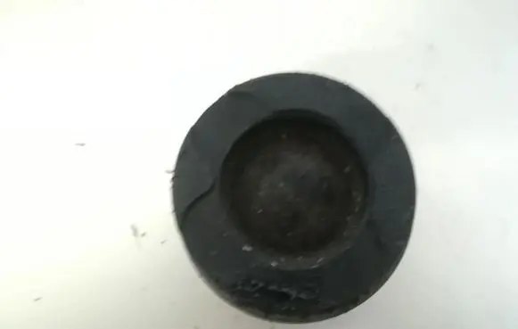 Toyota RAV 4 (XA30) Piston 