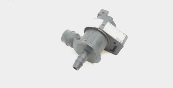 Volvo XC60 Vacuum valve 8653857
