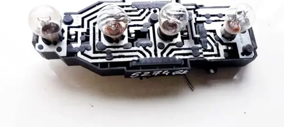 Volkswagen Golf III Tail light bulb cover holder 1H9945257