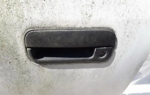 Hyundai Pony Front door exterior handle