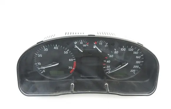 Volkswagen PASSAT B5 Speedometer (instrument cluster) 09051969901