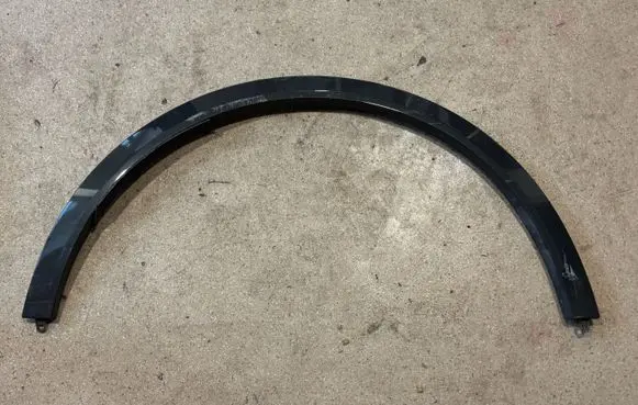 BMW X7 G07 Rear arch trim 7493022