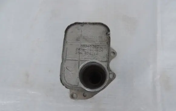 Opel Astra J Transmission/gearbox oil cooler 55565388