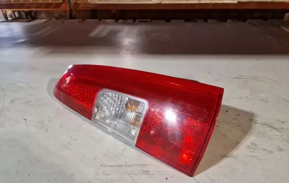 Volvo V70 Rear/tail lights