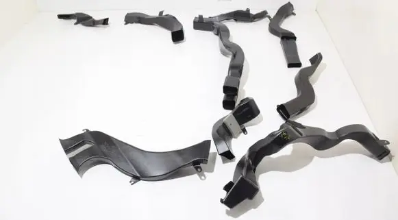 BMW X7 G07 Cabin air duct channel 7466100