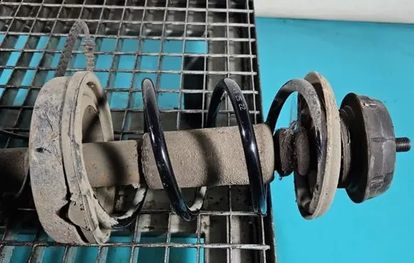 Renault Twingo II Front coil spring IMPRK1410576
