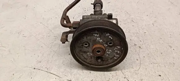 Renault Trafic II (X83) Power steering pump 