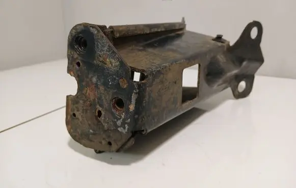 Volvo V70 Front bumper shock/impact absorber 