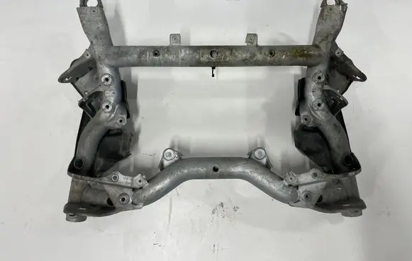 Mercedes-Benz E C207 W207 Front subframe A2046280657